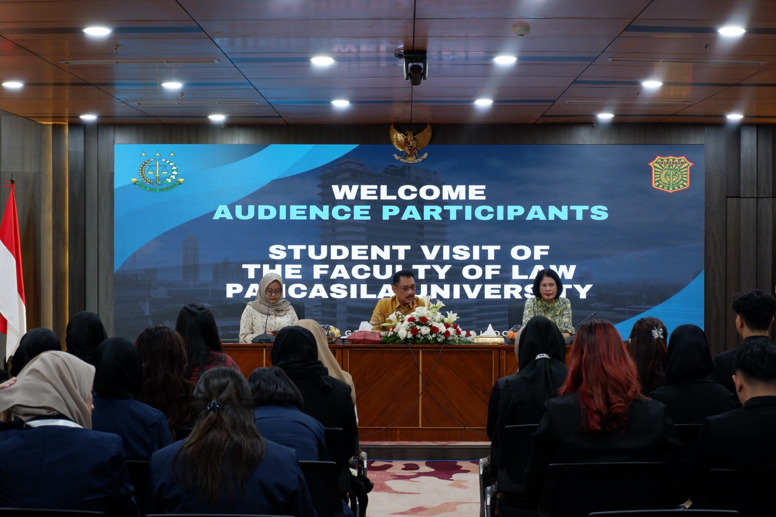 Kepala Biro Umum Kejaksaan Agung Yudi Indra Gunawan  Menerima Audiensi Mahasiswa yang Mengikuti  Student Exchange Program di Universitas Pancasila