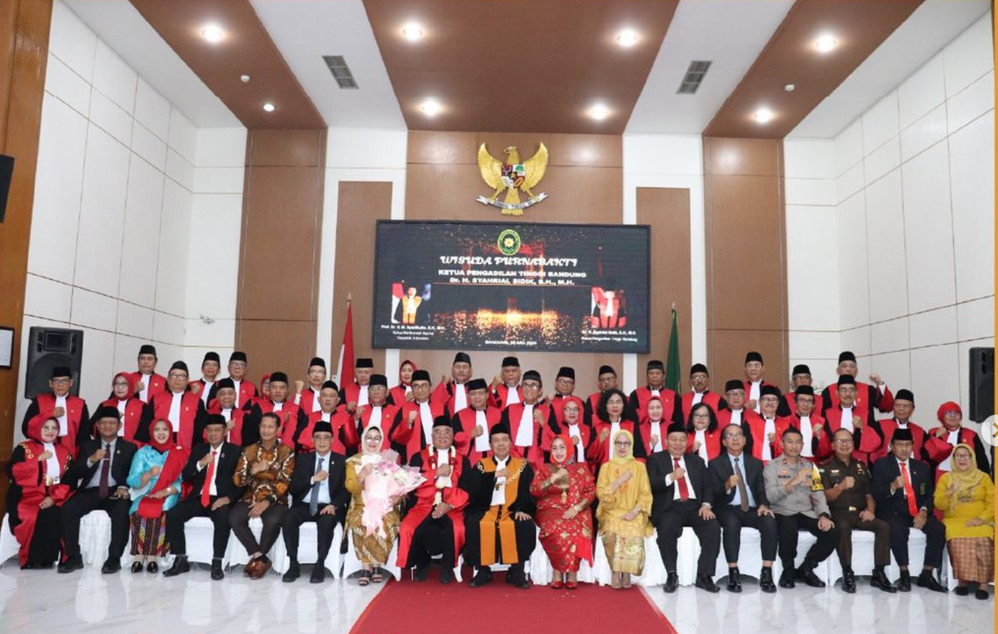 Wisuda Purnabakti Ketua Pengadilan Tinggi Bandung y.m. Dr. H. Syahrial Sidik. S.H.,M.H