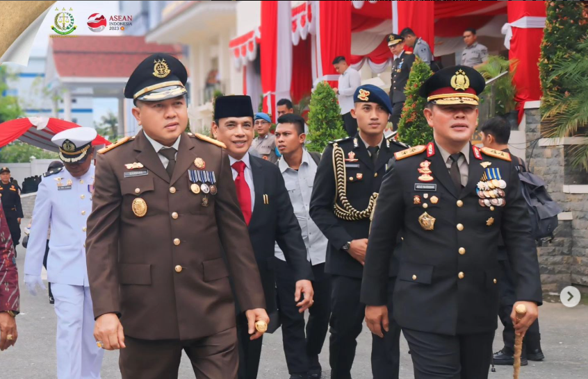 KAJATI SULTENG BAMBANG HARIYANTO HADIRI UPACARA DAN SYUKRAN HUT BHAYANGKARA KE -78