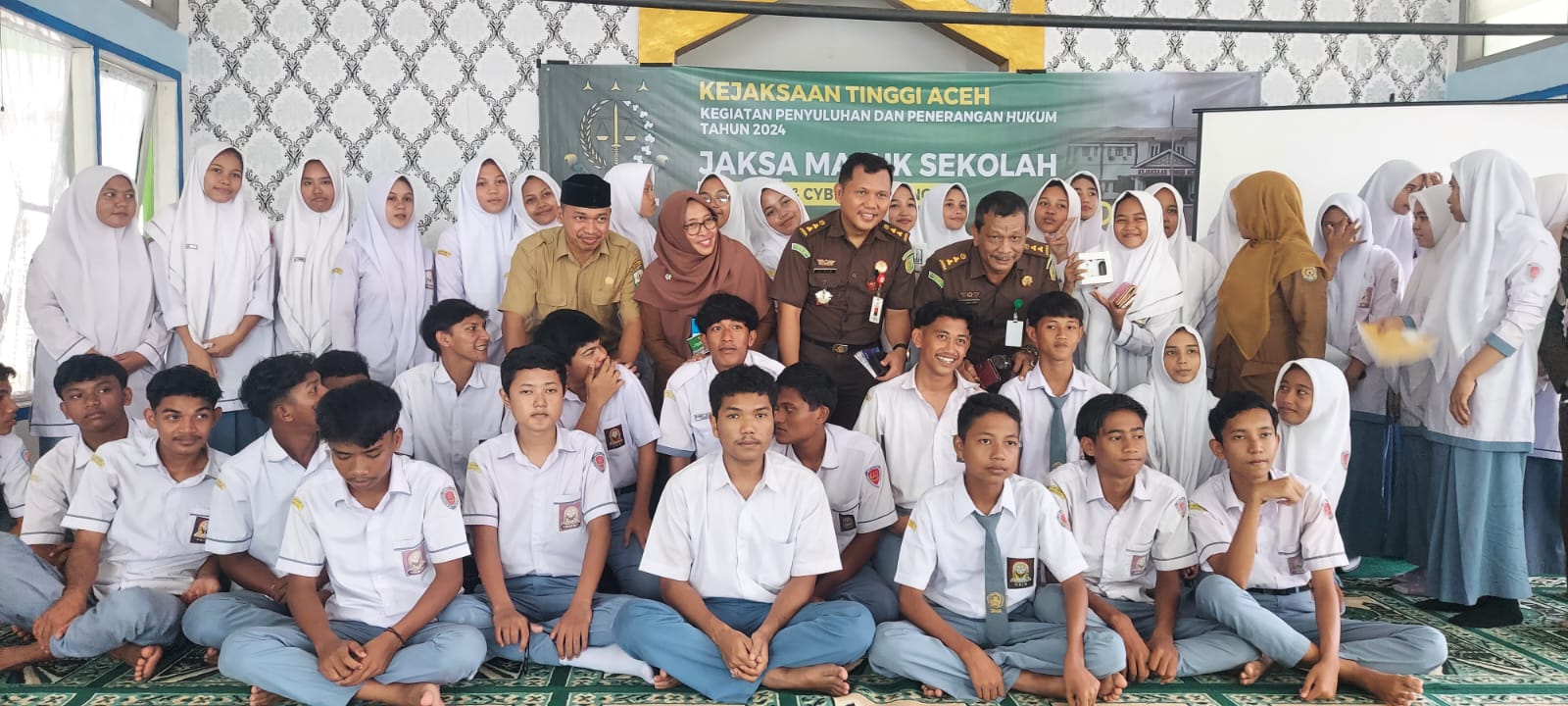 Jaksa Masuk Sekolah pada SMA Negeri 13