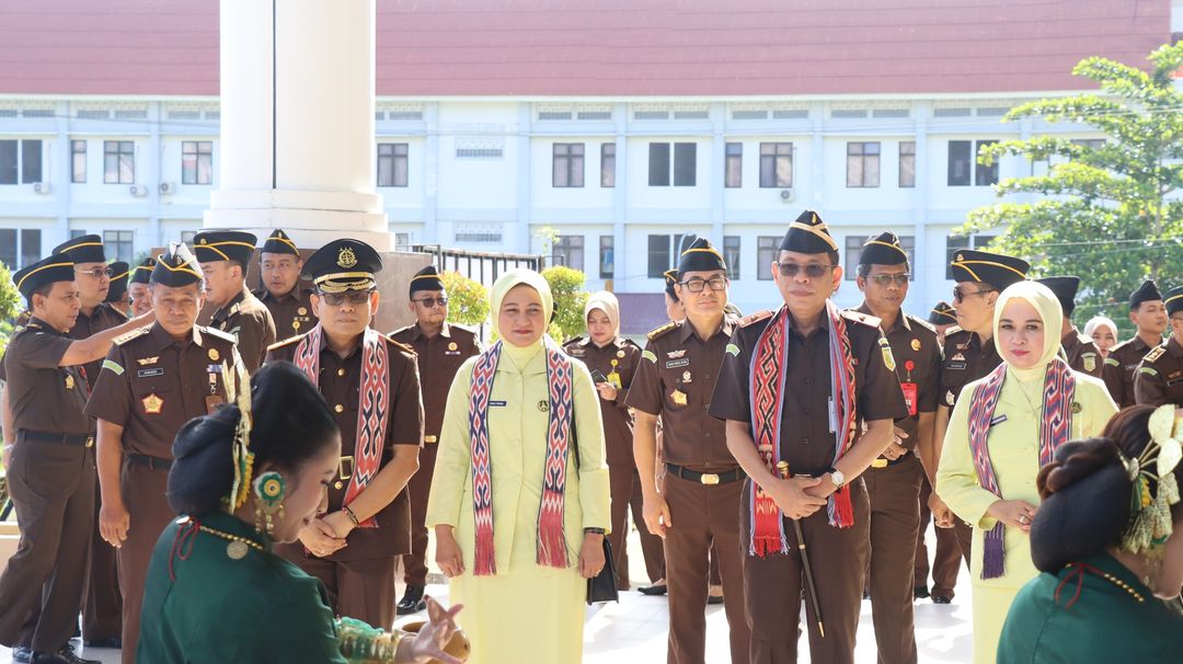 Penyambutan Kepala Kejaksaan Tinggi Sulawesi Barat dan Wakil Kepala Kejaksaan Tinggi Sulawesi Barat