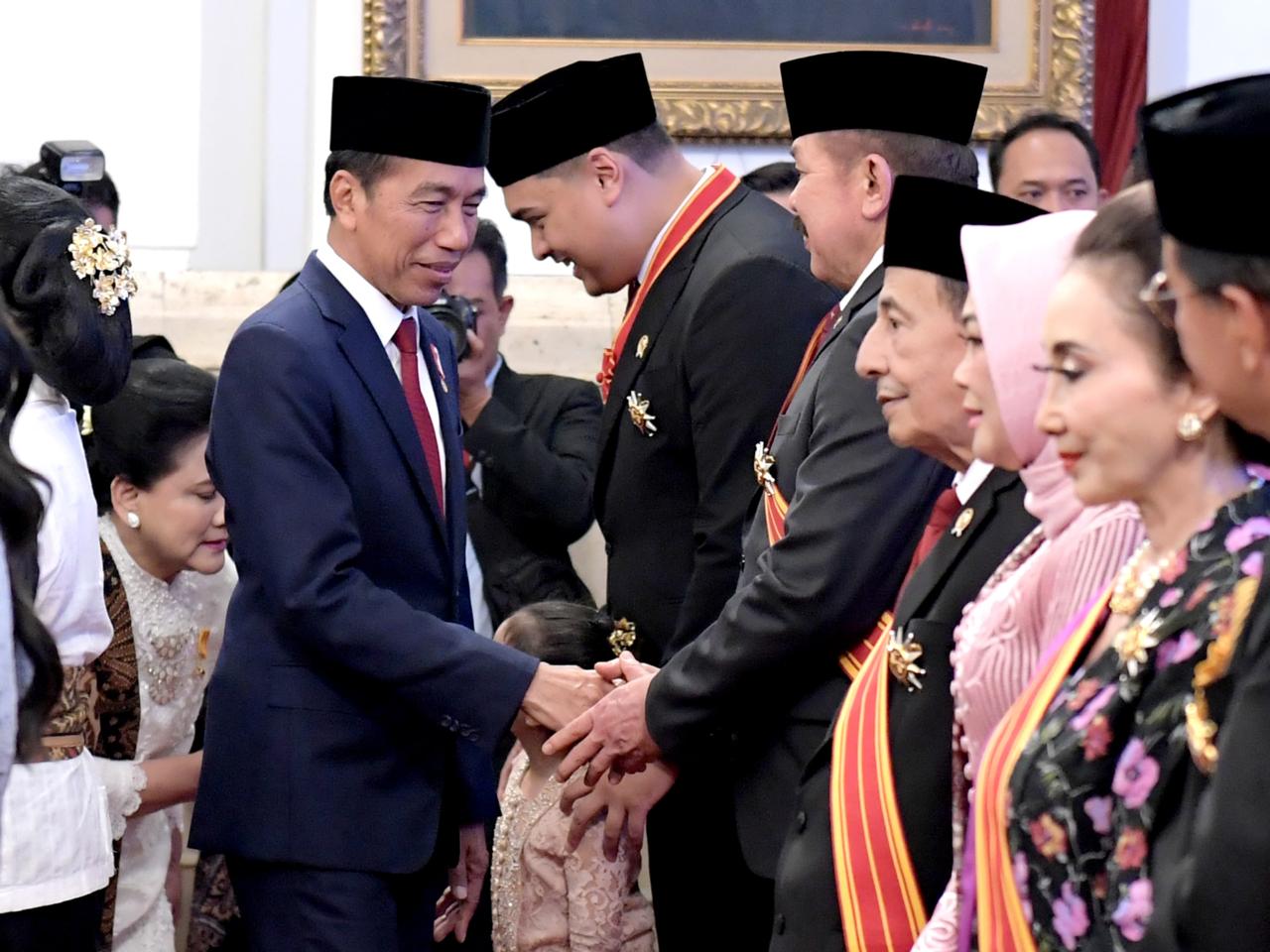 Presiden RI Anugerahkan Tanda Kehormatan ”Bintang Mahaputera Adipradana” Kepada Jaksa Agung ST Burhanuddin