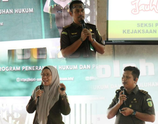 Jaksa Masuk Sekolah di SMAN 14 Padang