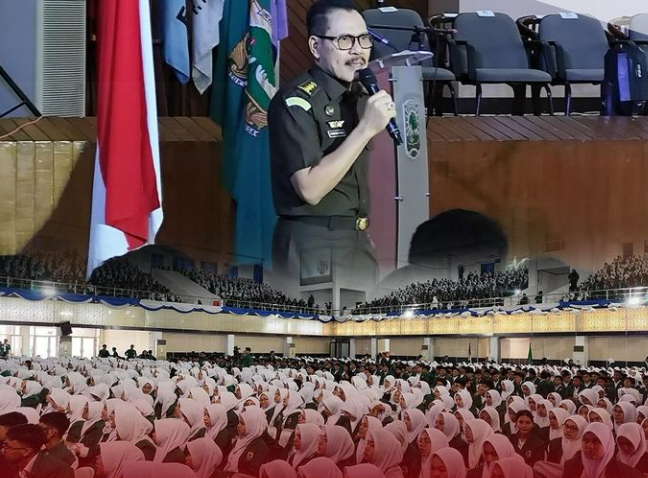 Narasumber pada kegiatan PKKMB Mahasiswa Baru Universitas Andalas Tahun 2024 dengan materi Wawasan Kebangsaan dan Bela Negara