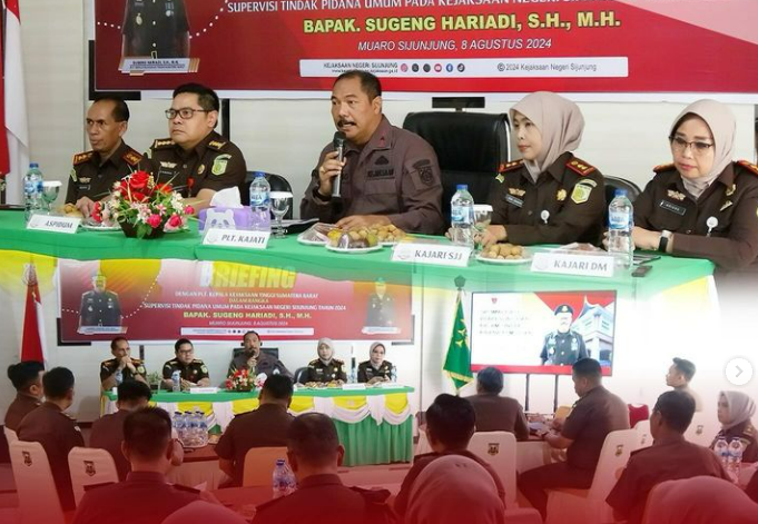 Kegiatan Supervisi Penyelesaian Perkara Tindak Pidana Umum ke Kejaksaan Negeri Sijunjung. Adapun satuan kerja yang di supervisi yaitu Kejaksaan Negeri Sijunjung, Kejaksaan Negeri Sawahlunto, dan Kejaksaan Negeri Dharmasraya.