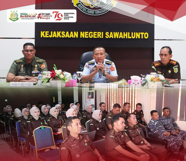 Asisten Tindak Pidana Militer beserta jajaran melaksanakan kegiatan Koordinasi dan Ekspose Terpadu Penanganan Perkara Koneksitas Tindak Pidana Pembunuhan di Sawahlunto.