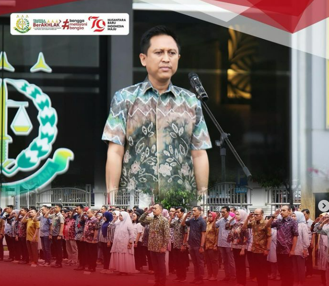 Koordinator Bidang Tidak Pidana Khusus Menerima Apel Pagi Kejaksaan Tinggi Sumatra Barat