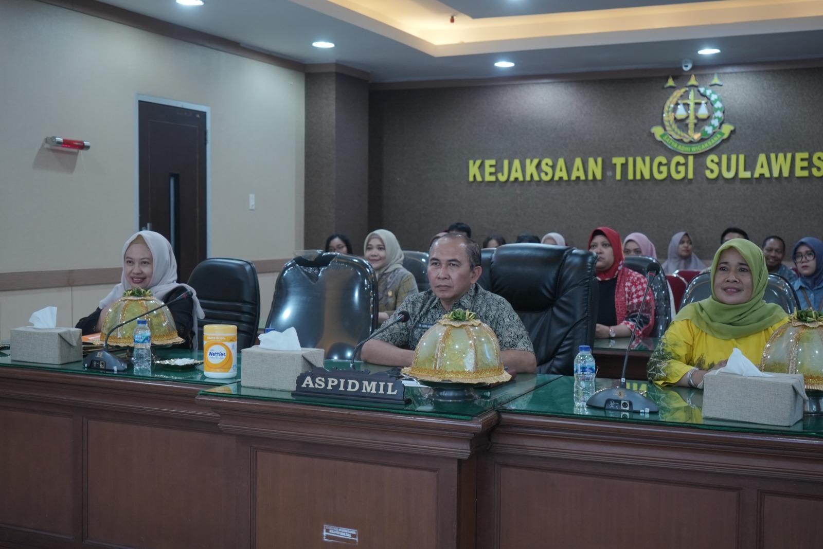 ASPIDMIL KEJATI SULSEL MENGIKUTI DISKUSI PANEL DALAM RANGKA HUT KE-10 RS ADHYAKSA JAKARTA TIMUR