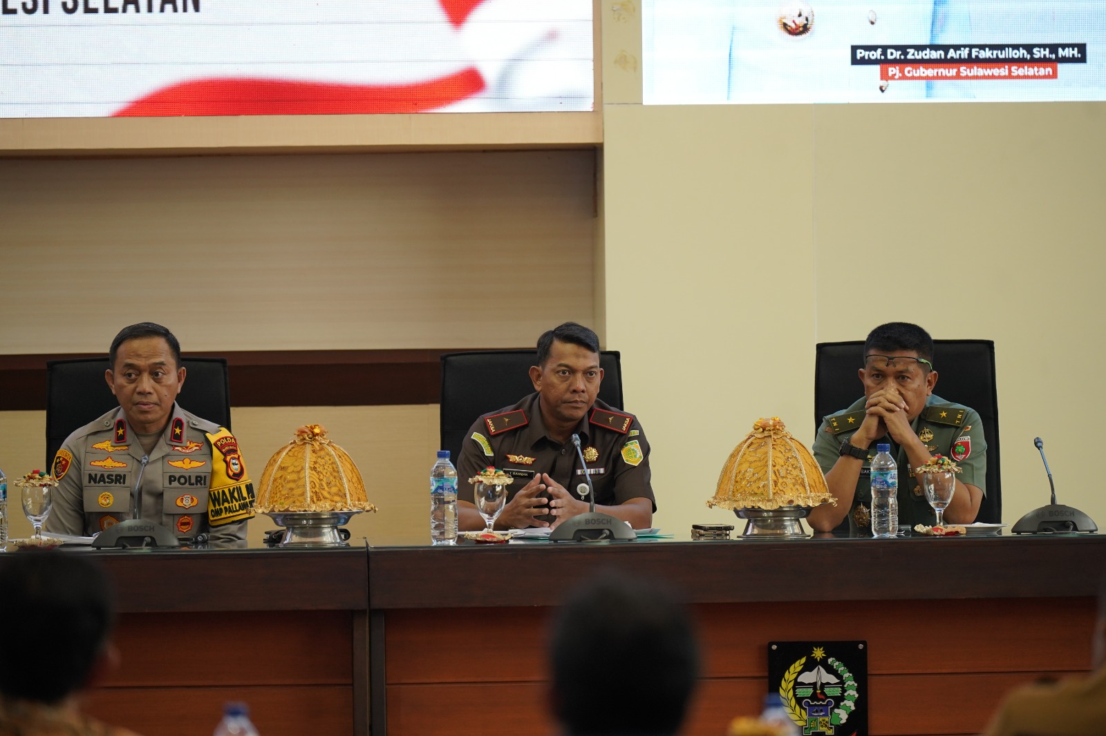 WAKAJATI SULSEL HADIRI RAPAT FORKOPIMDA BAHAS PERSIAPAN PILKADA SERENTAK TAHUN 2024