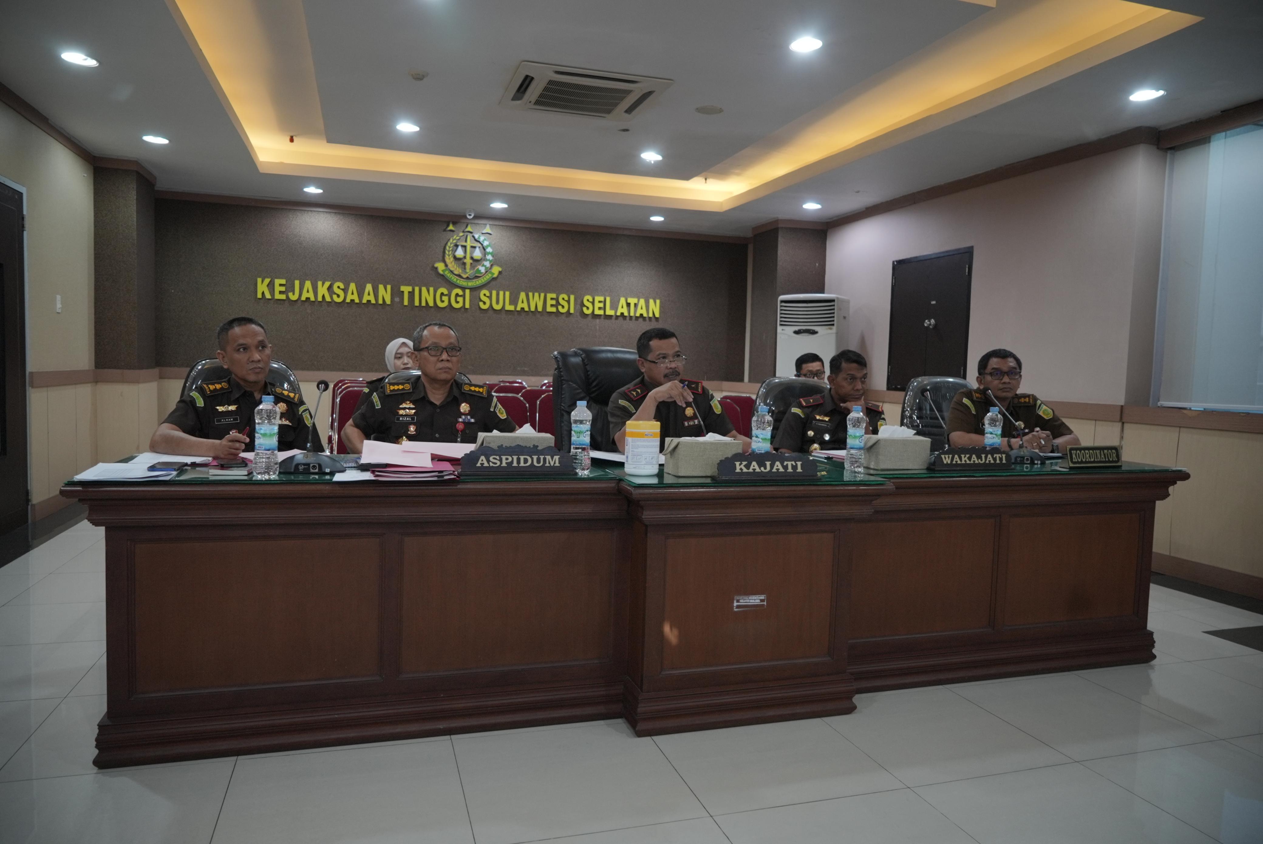 KAJATI SULSEL AGUS SALIM PIMPIN EKSPOSE RESTORATIVE JUSTICE MANDIRI 10 PERKARA