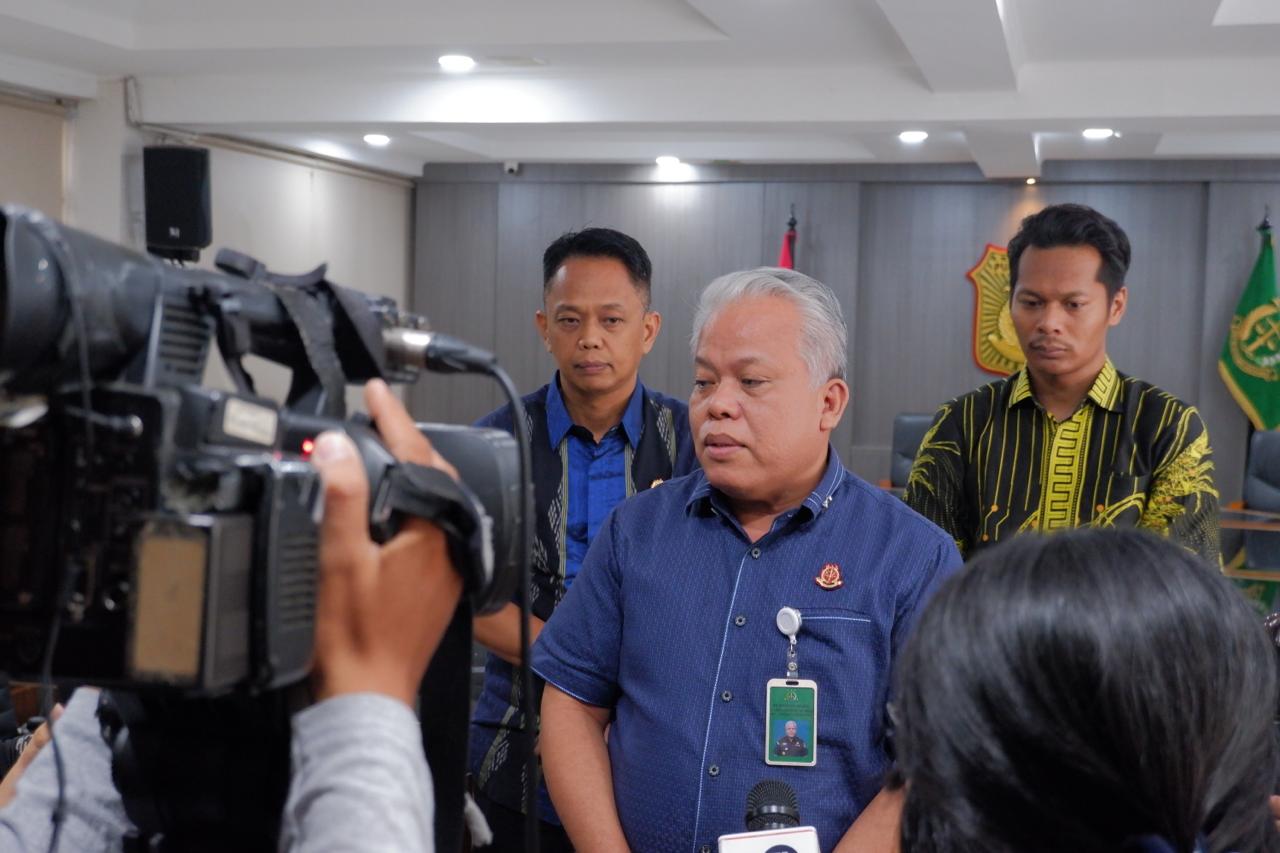 Kejaksaan Agung Memeriksa 2 Orang Saksi Terkait Perkara Perkeretaapian Medan