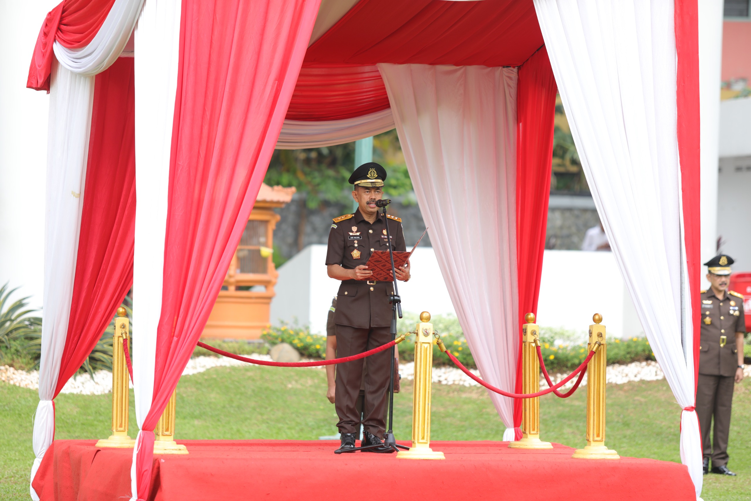 Jaksa Agung Muda Tindak Pidana Umum Pimpin Upacara Peringatan Hari Ibu ke-96 Tahun 2024